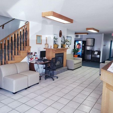 Travel-Inn Resort&Campground Saskatoon Extérieur photo
